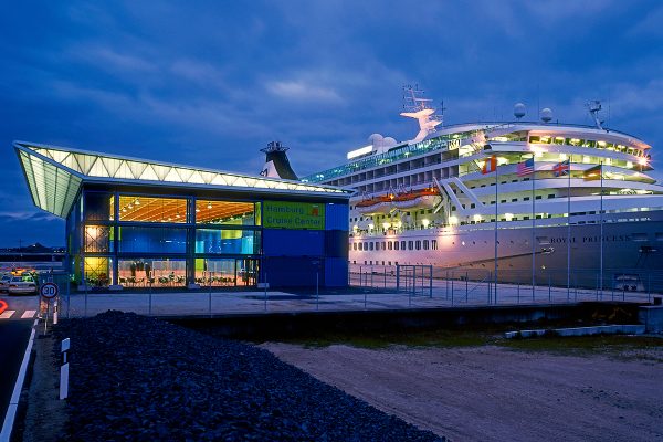Cruise_Center_in_der_Hafencity_Hamburg